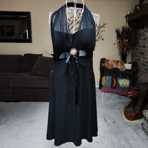 NWT Dressbarn sz 10 black dress with rhinestone center accent